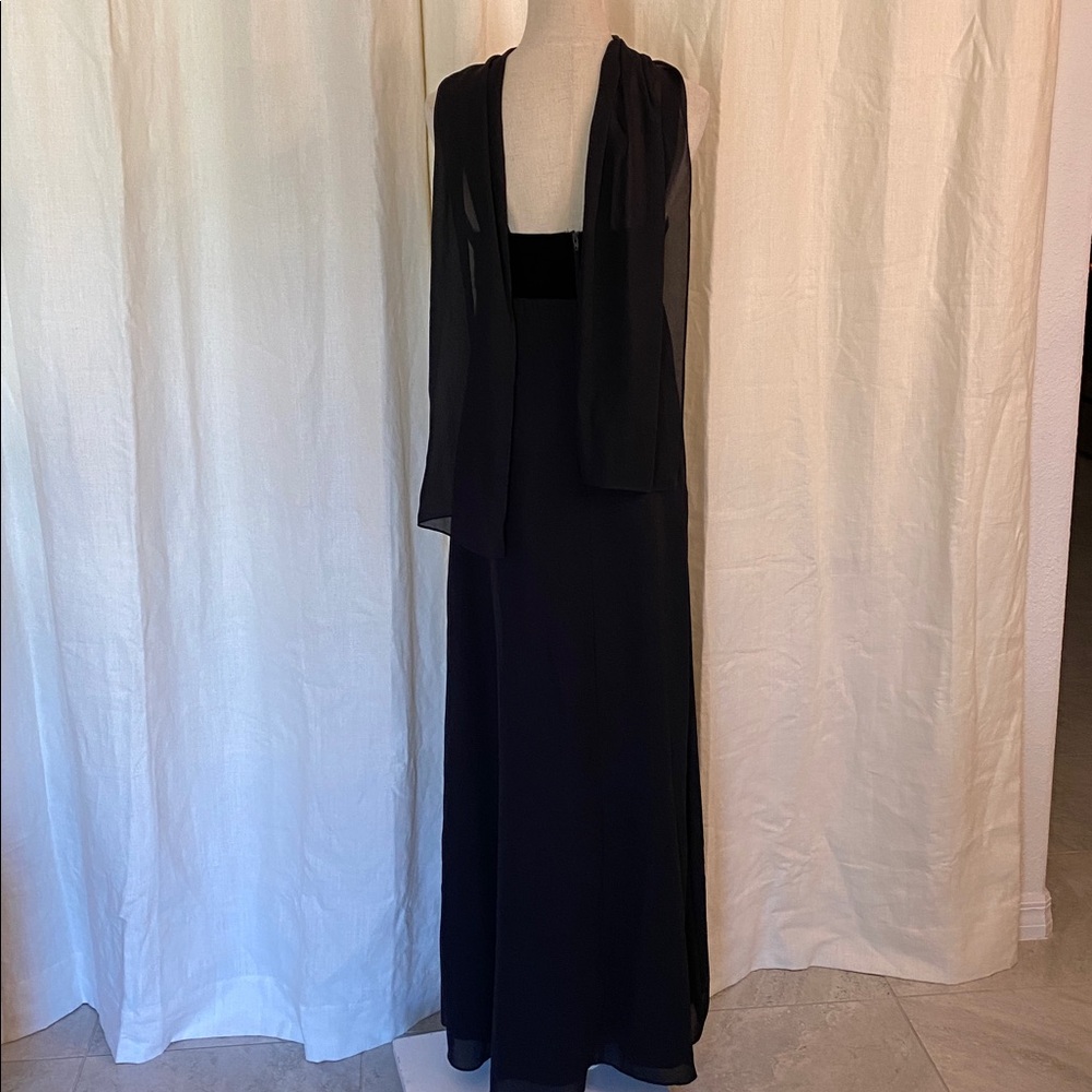 Night Way Collections Dress Gown - Picture 5 of 9